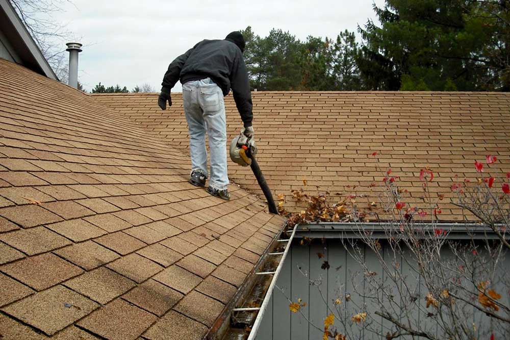 vacuum gutter cleaning Melbourne